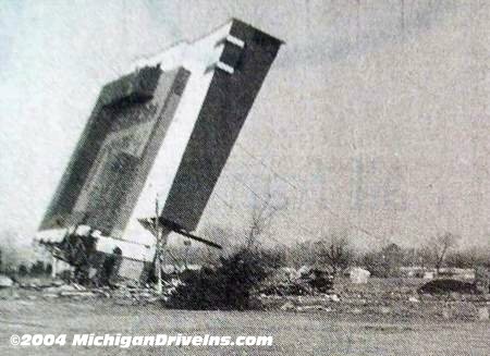 Dearborn Drive-In Theatre - Dearborn Demo 1986 (newer photo)